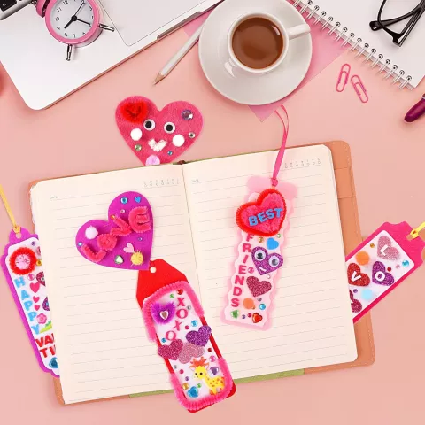 Deerfield DIY Valentine's Bookmarks